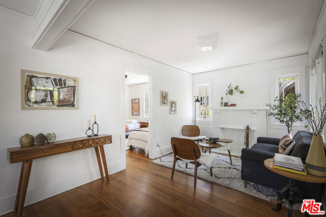 3865 Brunswick Avenue, Los Angeles CA: https://media.crmls.org/mediaz/ddd40a1f-8192-4109-be2c-184d95568590.jpg