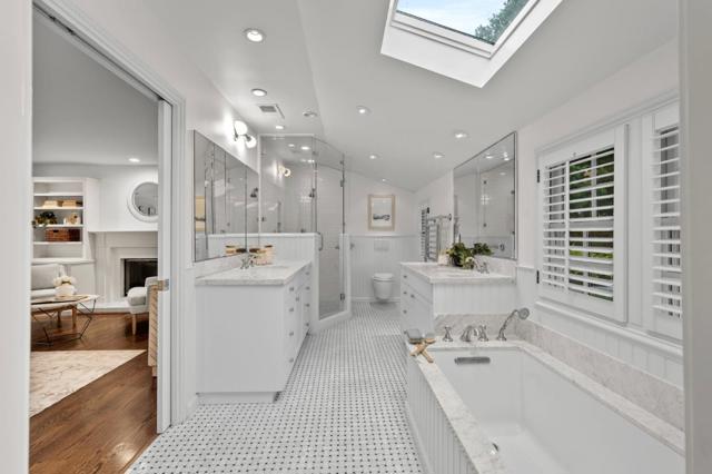 37 Lupin Lane, Atherton CA: https://media.crmls.org/mediaz/ddd42cf9-e1ba-4a3c-9f6f-6675c81fcc9e.jpg