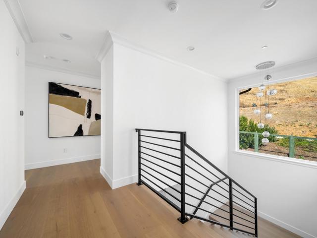 231 Cavalo Court, Fremont CA: https://media.crmls.org/mediaz/ddd5070c-eb0b-440a-9574-f63cc9392228.jpg