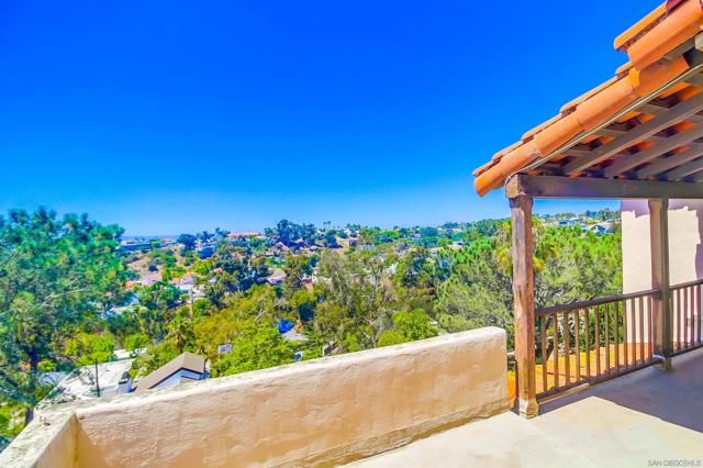 2854 Albatross Street, San Diego CA: https://media.crmls.org/mediaz/ddd50c33-e55c-433e-99fc-b660dd29bf67.jpg