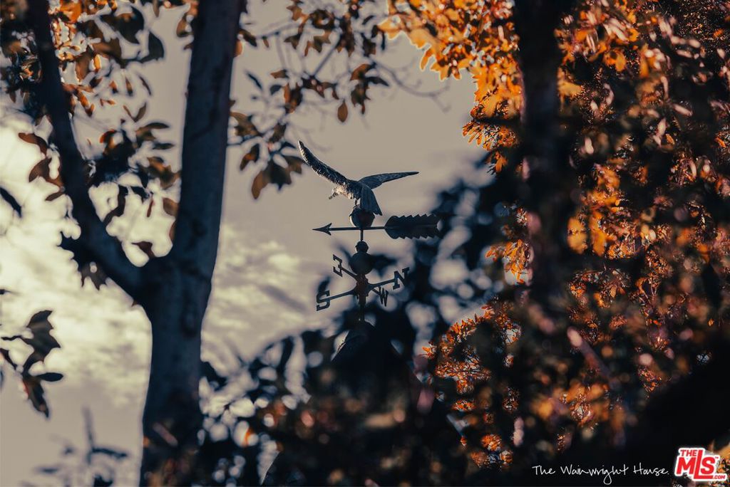 https://media.crmls.org/mediaz/ddd64f7c-f1cc-45d3-914a-cb15fd80783d.jpg?preset=X-Large