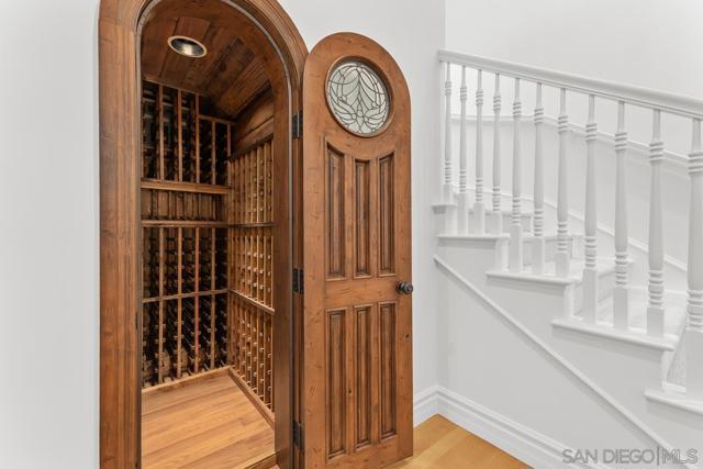 6906 Royal Birkdale Pl, Rancho Santa Fe CA: https://media.crmls.org/mediaz/ddd66f5e-344d-4a04-81cc-cd780a176e17.jpg