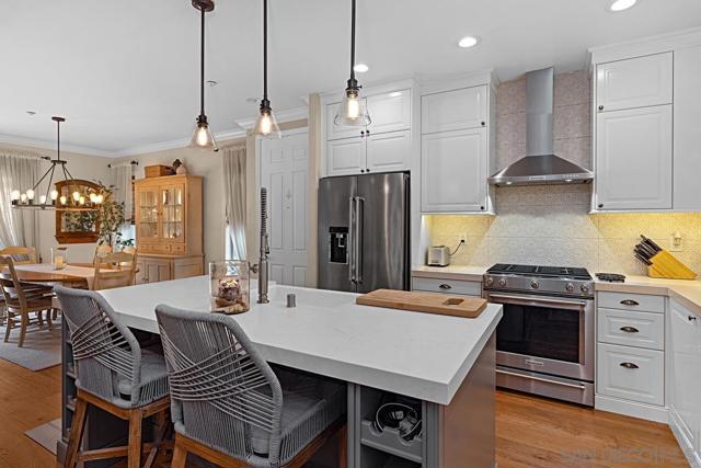 Image 16 of 54 For 2756 Bellezza Dr.