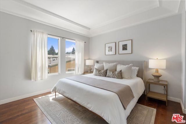 4360 Ventura Canyon Avenue, 7 photo 8