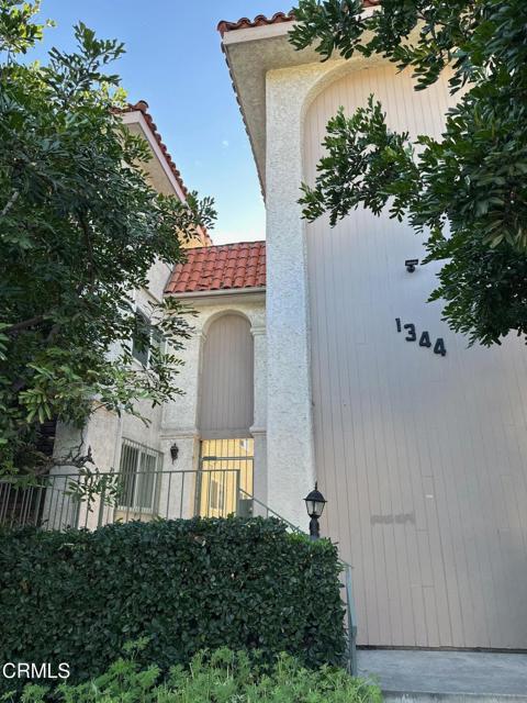 Detail Gallery Image 2 of 2 For 1344 5th St #8,  Glendale,  CA 91201 - 2 Beds | 2 Baths