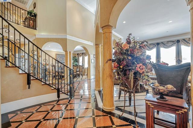 190 Pickering Ave, Fremont CA: https://media.crmls.org/mediaz/ddd828d5-25b4-49a9-b432-651578d5a9fa.jpg