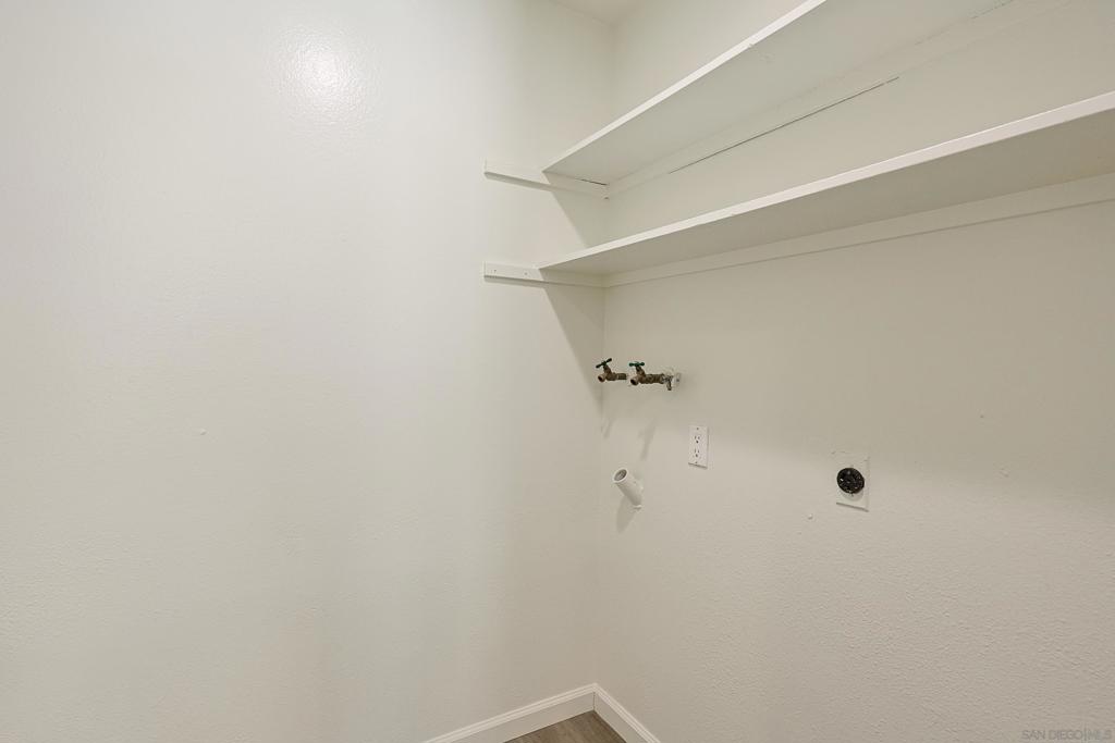 MLS #250032603SD image #18