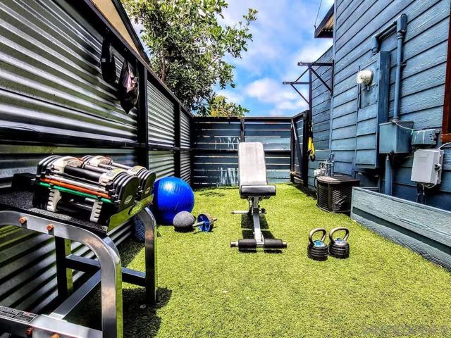 2629 Island Ave, San Diego CA: https://media.crmls.org/mediaz/ddd8e8a7-e0b9-473e-921c-4101c05199cf.jpg