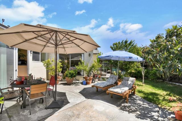 792 Marlin Avenue, Foster City CA: https://media.crmls.org/mediaz/dddaaa91-6360-4039-aa1d-3256e4397a3f.jpg