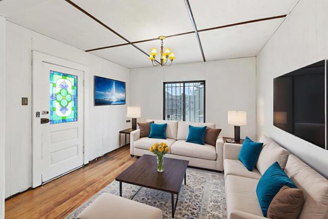 3014 Coolidge Avenue, Oakland CA: https://media.crmls.org/mediaz/dddb87fe-3ed6-4da5-a2b5-ad2e418c7615.jpg