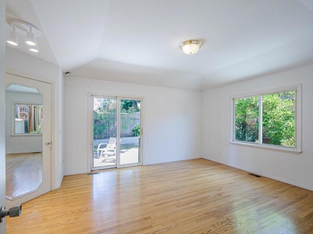 739 Quartz Street, Redwood City CA: https://media.crmls.org/mediaz/dddd8783-ef6c-45c0-b4c4-afa0ea184b40.jpg