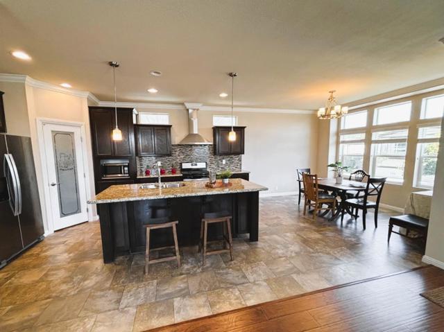 130 De Vaca Way, Hayward CA: https://media.crmls.org/mediaz/ddde02dd-a736-4b12-906a-a7e356642461.jpg