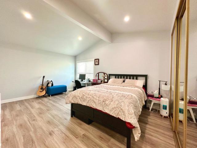 383 Chateau La Salle Drive, San Jose CA: https://media.crmls.org/mediaz/dddecb91-3227-47f9-a5b9-f3812d3e821f.jpg