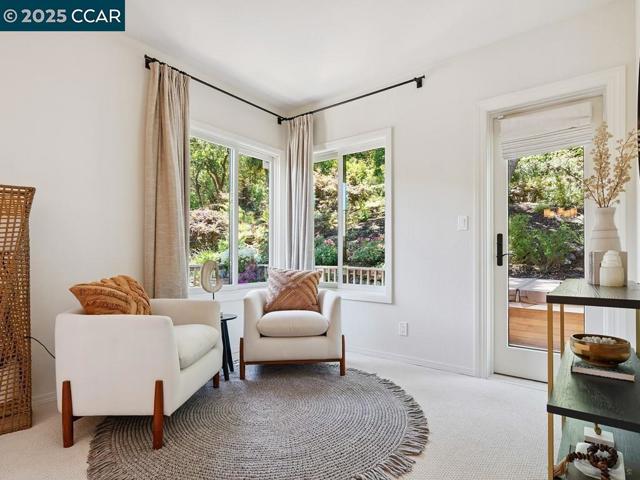 27 Toledo Dr, Lafayette CA: https://media.crmls.org/mediaz/dddf086a-6eb3-4b9e-893e-8572fc2ba93e.jpg