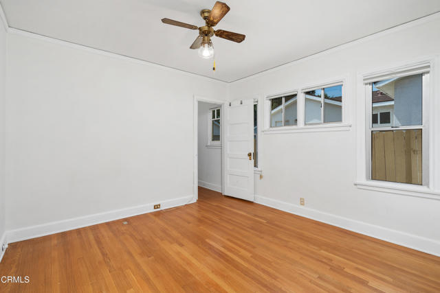 Detail Gallery Image 15 of 21 For 1675 N El Molino Ave, Pasadena,  CA 91104 - 2 Beds | 1 Baths