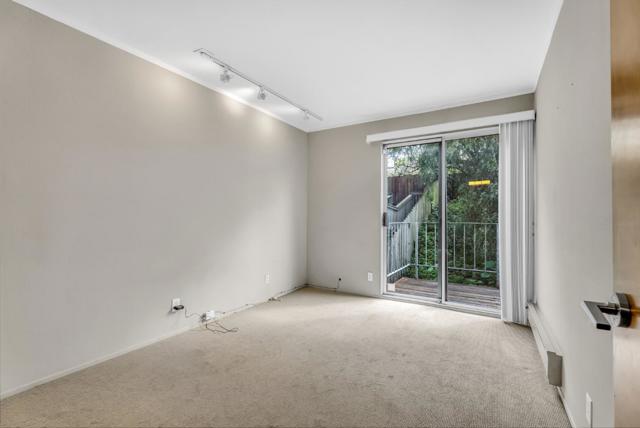 999 Carolina Street, San Francisco CA: https://media.crmls.org/mediaz/dde0b972-2697-4aac-a4a3-6820f97232e8.jpg