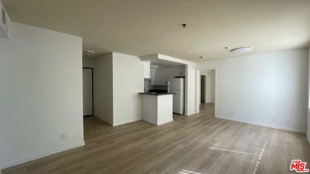 420 S Harvard Boulevard #302