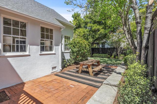 1476 Highway Road, Burlingame CA: https://media.crmls.org/mediaz/dde16506-d1ca-4fa2-b31c-4e3be69eaf12.jpg