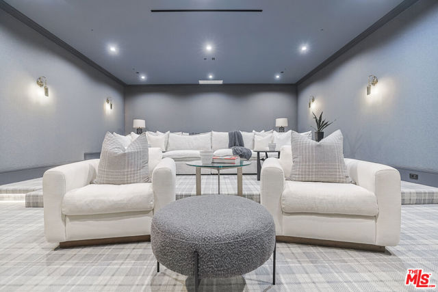 Image 21 of 38 For 1072 Amalfi Drive