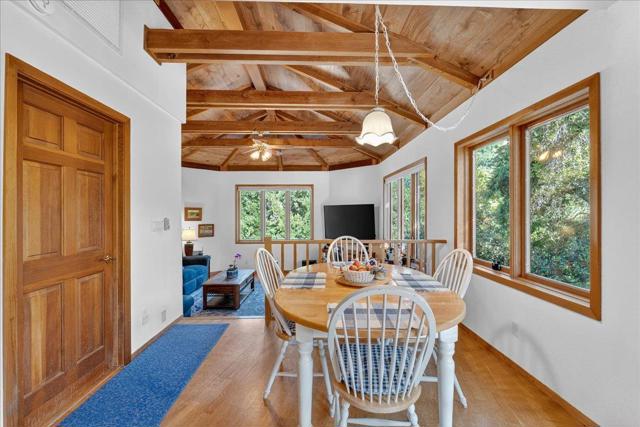 5224 Twin Falls Road, Morgan Hill CA: https://media.crmls.org/mediaz/dde26396-fa15-4dc5-87e5-72aa6479a420.jpg