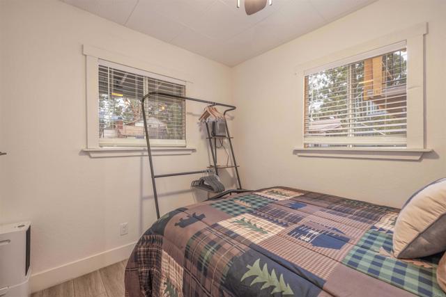 Detail Gallery Image 13 of 28 For 271 Leonard Ln, Sugarloaf,  CA 92386 - 2 Beds | 1 Baths