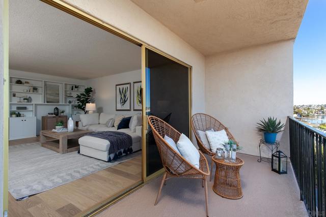 390 San Antonio Ave, Point Loma, California 92106, 2 Bedrooms Bedrooms, ,2 BathroomsBathrooms,Condominium,For Sale,San Antonio Ave,250001421SD