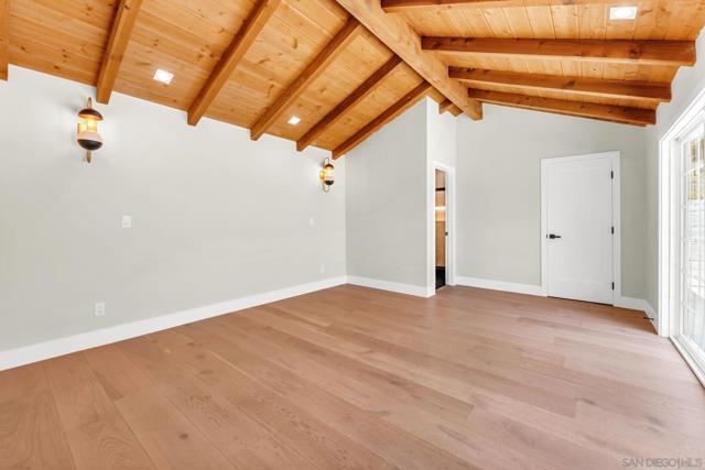 7105 Mimosa Dr, Carlsbad CA: https://media.crmls.org/mediaz/dde46d05-93b5-445f-9963-b59a07003197.jpg
