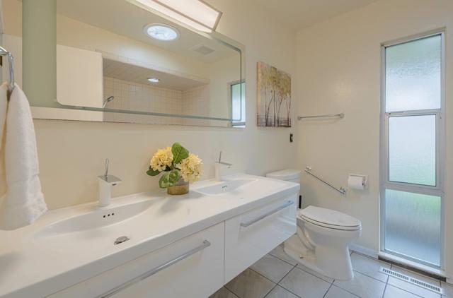 175 Tamarack Drive, Aptos CA: https://media.crmls.org/mediaz/dde5af8d-78c7-4c25-9497-03a8a5c93f86.jpg