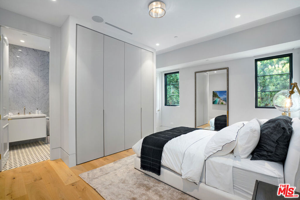 MLS #26850225 image #63