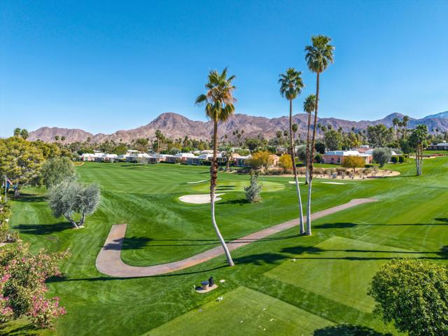 46650 Amir Drive, Palm Desert CA: https://media.crmls.org/mediaz/dde6344b-c1bb-4899-b0d1-8558ee5b3ce3.jpg