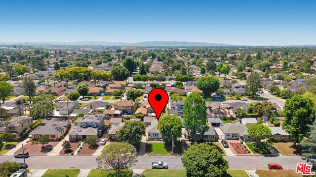 240 W El Sur Street, Monrovia CA: https://media.crmls.org/mediaz/dde694e4-0e19-4be5-a2db-907e70b684ac.jpg