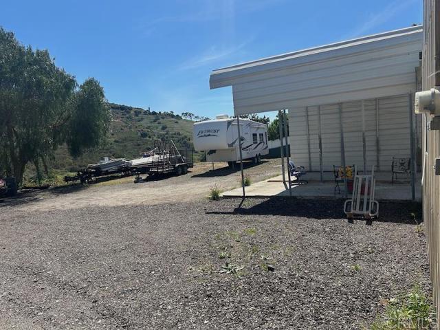 515 Cassou Road, San Marcos CA: https://media.crmls.org/mediaz/dde71cd4-c44e-45fd-9f4b-99a26c43159f.jpg
