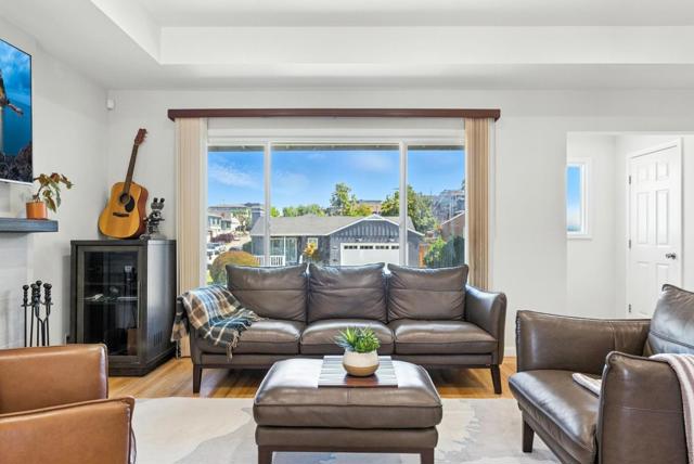 583 Hawthorne Avenue, San Bruno CA: https://media.crmls.org/mediaz/dde87fe5-85a5-4d0b-a4b8-45ce4e0798a7.jpg