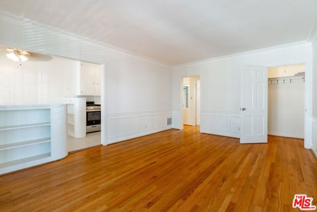 1658 N Sierra Bonita Avenue, Los Angeles CA: https://media.crmls.org/mediaz/dde8bc84-4793-4714-8ed2-96588cc7f7ba.jpg