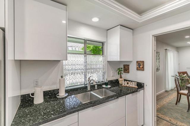 5076 Cribari Bluffs, San Jose CA: https://media.crmls.org/mediaz/dde95ead-e347-4321-96b4-c4e4947069da.jpg