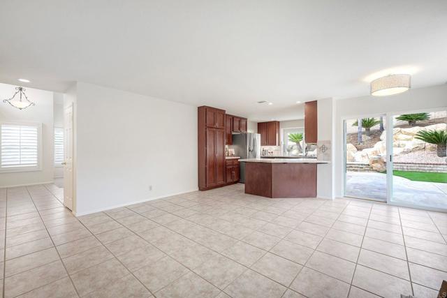 Detail Gallery Image 11 of 35 For 31202 Enfield Ln, Temecula,  CA 92591 - 5 Beds | 3 Baths