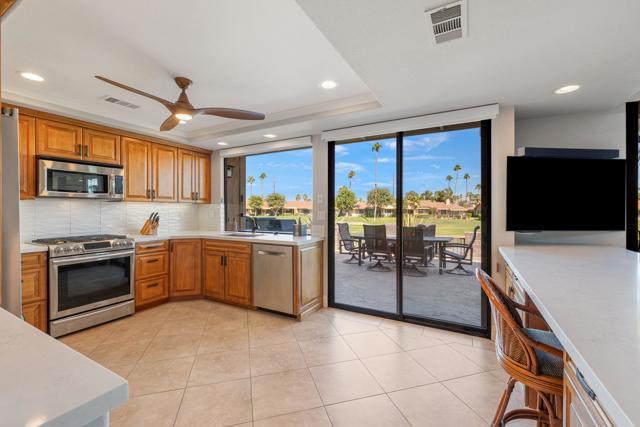 Image 14 of 48 For 352 Villena Way