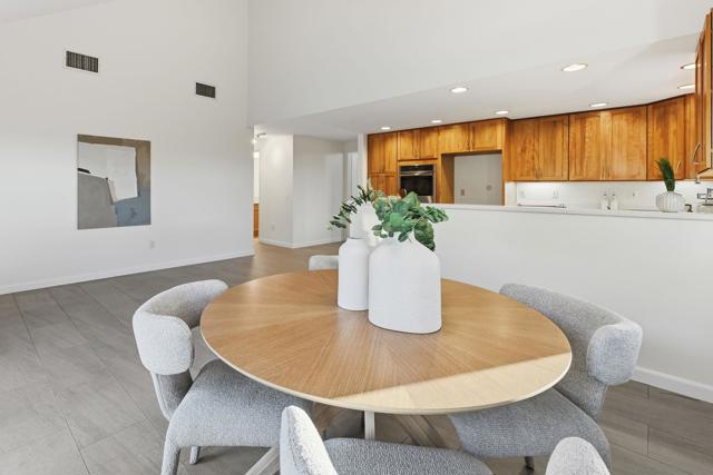 17570 Montero Rd, San Diego CA: https://media.crmls.org/mediaz/dde9bcf1-fdec-43d8-8b80-8fdb3f9c44d8.jpg