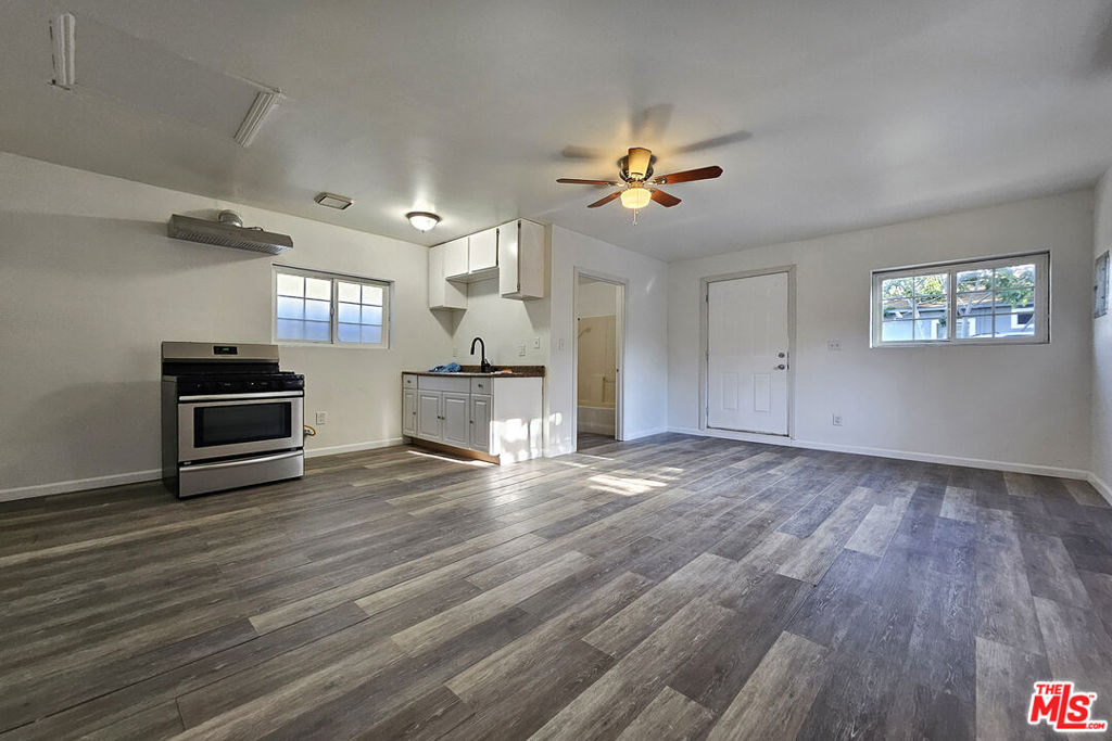 19759 Roscoe Boulevard #(ADU)