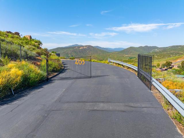 403 Black Canyon Place, Ramona CA: https://media.crmls.org/mediaz/ddeb2bf5-d64e-4d83-95d6-932e1cc13c98.jpg