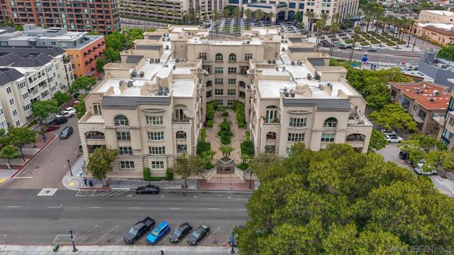 655 India St, San Diego CA: https://media.crmls.org/mediaz/ddebde05-2e06-4830-a31b-8874c14c7a08.jpg