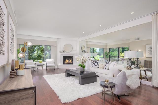 1280 Sharon Park Drive, Menlo Park CA: https://media.crmls.org/mediaz/ddec2faf-414d-4dec-963e-5b07ade7151a.jpg