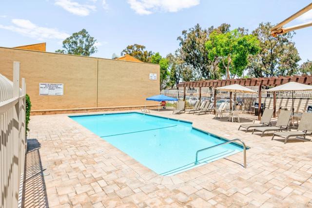 3456 Castle Glen Dr, Mission Valley CA: https://media.crmls.org/mediaz/ddec52da-97d9-4ca1-9e11-ca5378a9190a.jpg