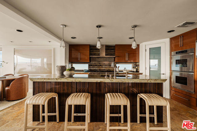 1825 Ocean Drive photo 7