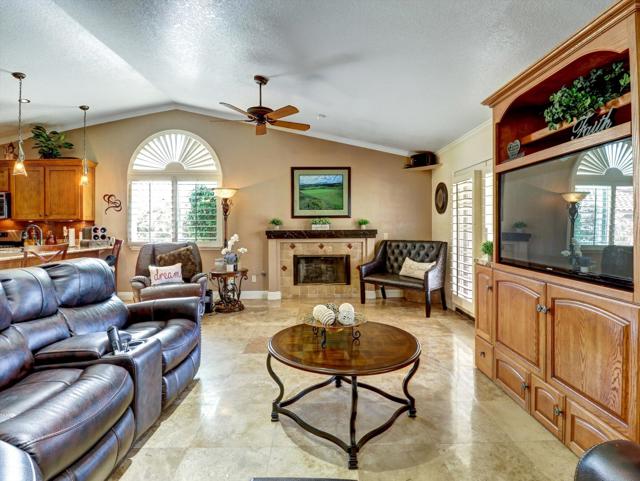 64771 Augusta Ave Avenue, Desert Hot Springs CA: https://media.crmls.org/mediaz/ddee98a5-cae8-48c4-a261-2f136466298c.jpg