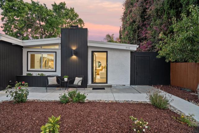 850 Las Palmas Drive, Santa Clara CA: https://media.crmls.org/mediaz/ddeee9ef-d461-4012-b690-ec1f617e127d.jpg