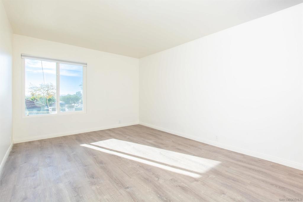 1855 Diamond St - photo 15
