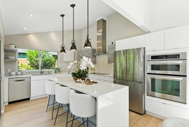 646 Georgia Avenue, Palo Alto CA: https://media.crmls.org/mediaz/ddf038ab-c9ba-4c47-aaec-af556520a4da.jpg