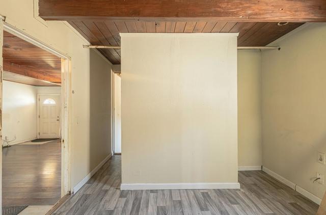 1208 Ramona Avenue, Salinas CA: https://media.crmls.org/mediaz/ddf082f2-15e5-4cc5-9df8-8736e958ccf3.jpg