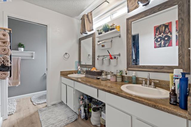 148 primrose ln, Vallejo CA: https://media.crmls.org/mediaz/ddf0a7af-f3a5-4145-a9b5-a062f75f0259.jpg